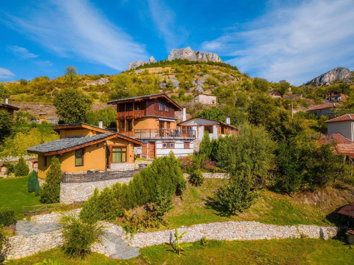 Eco Village Under The Cliffs Ilindentsi Екстер'єр фото