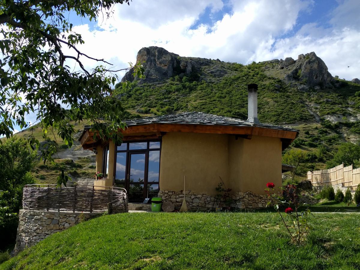 Eco Village Under The Cliffs Ilindentsi Екстер'єр фото