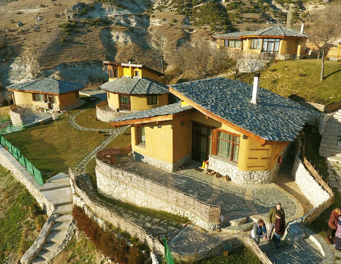 Eco Village Under The Cliffs Ilindentsi Екстер'єр фото